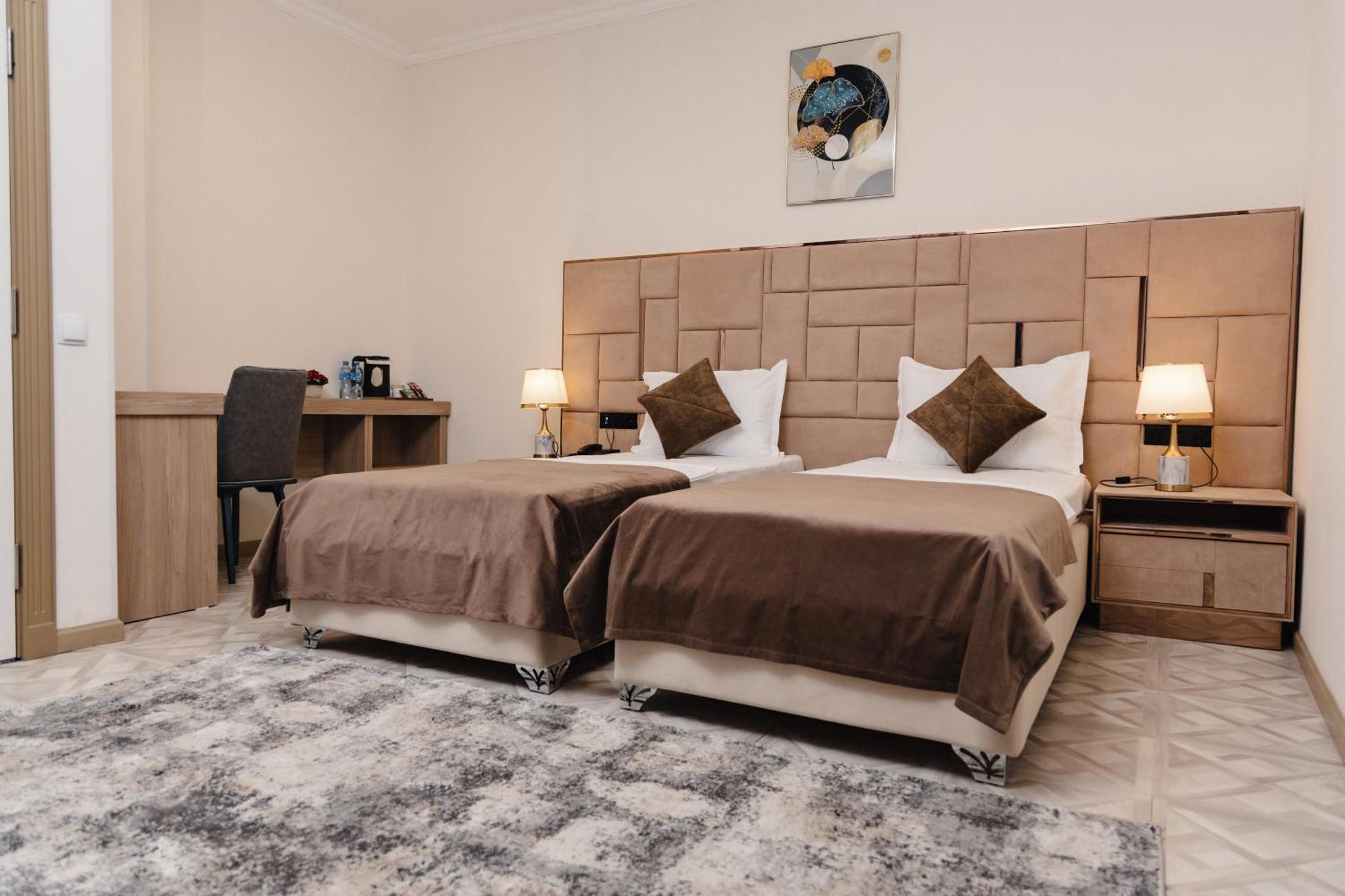 Art Royal Hotel Tashkent Esterno foto