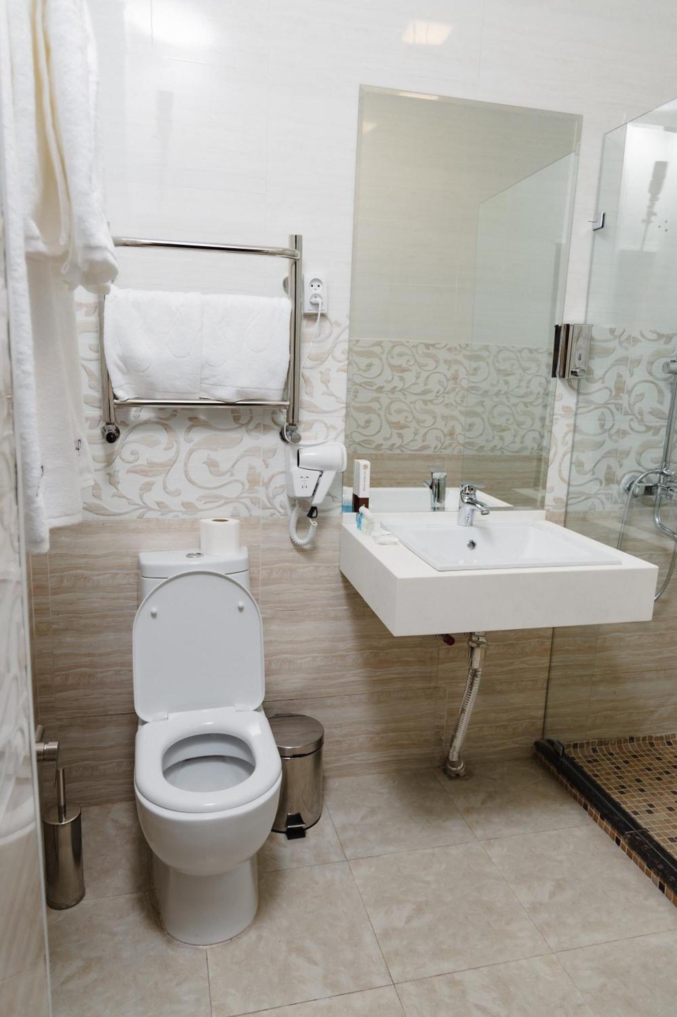 Art Royal Hotel Tashkent Esterno foto